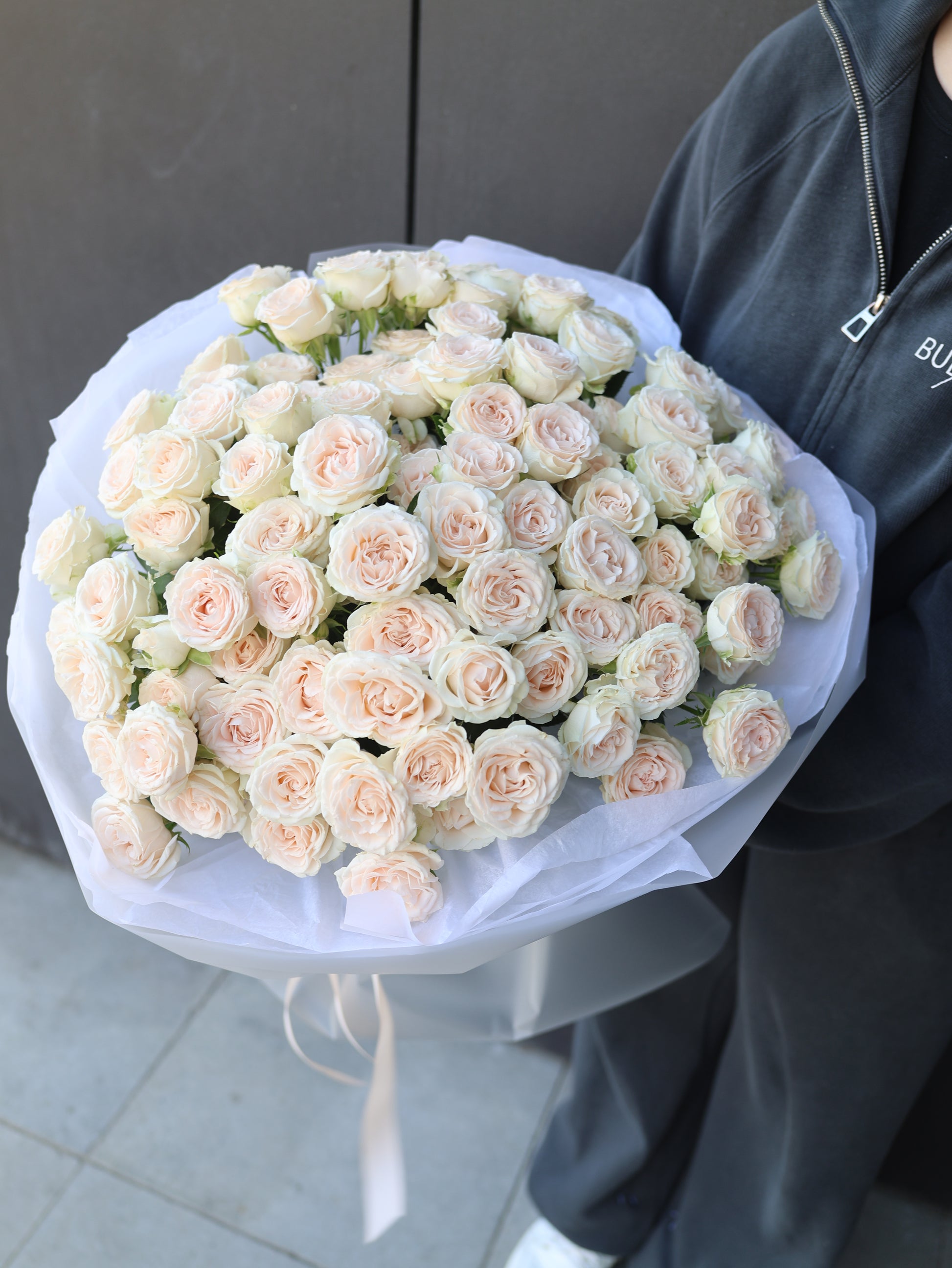 Bukiet gałązkowych róż “Sofia”