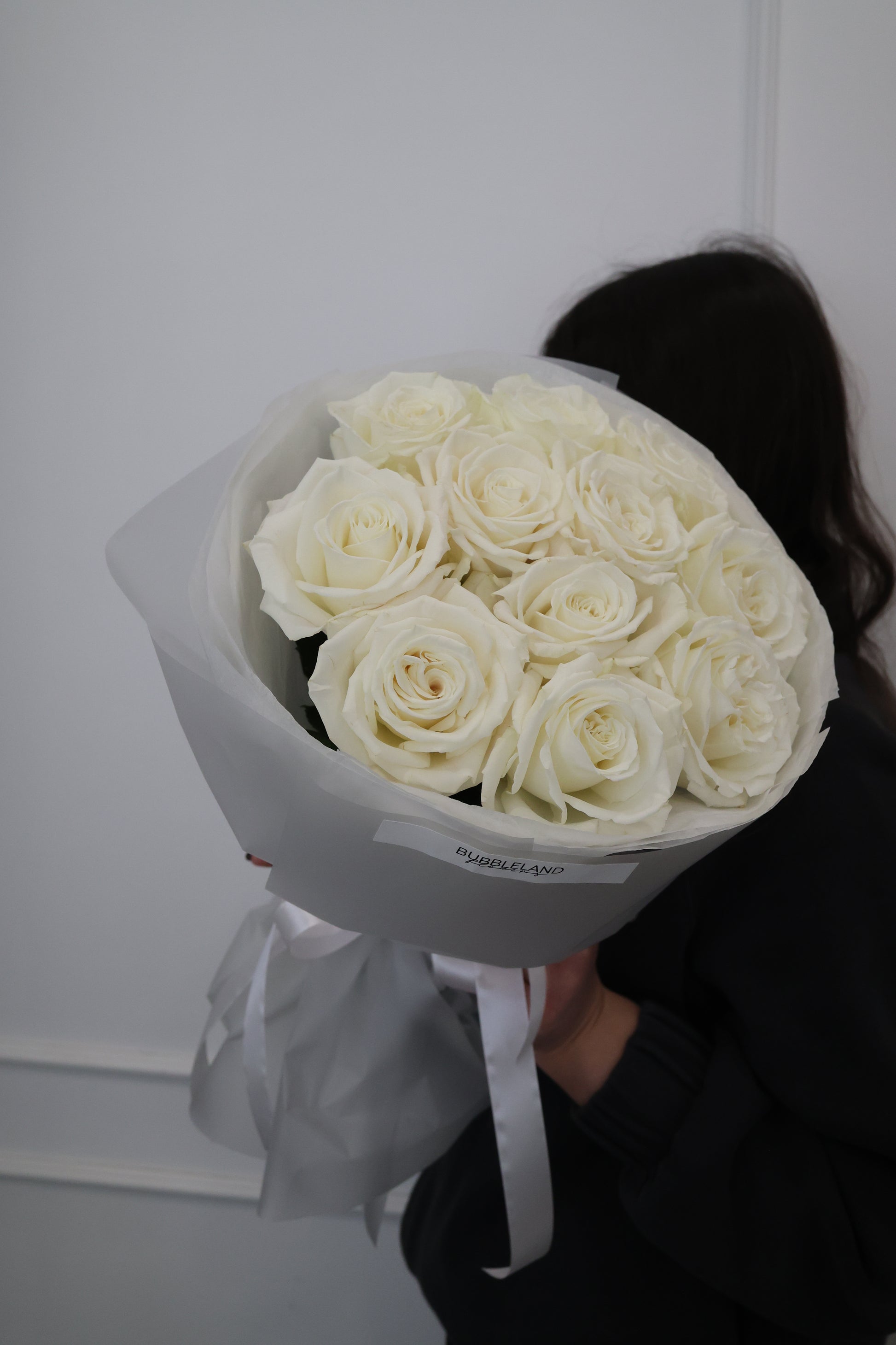 Bukiet białych róż