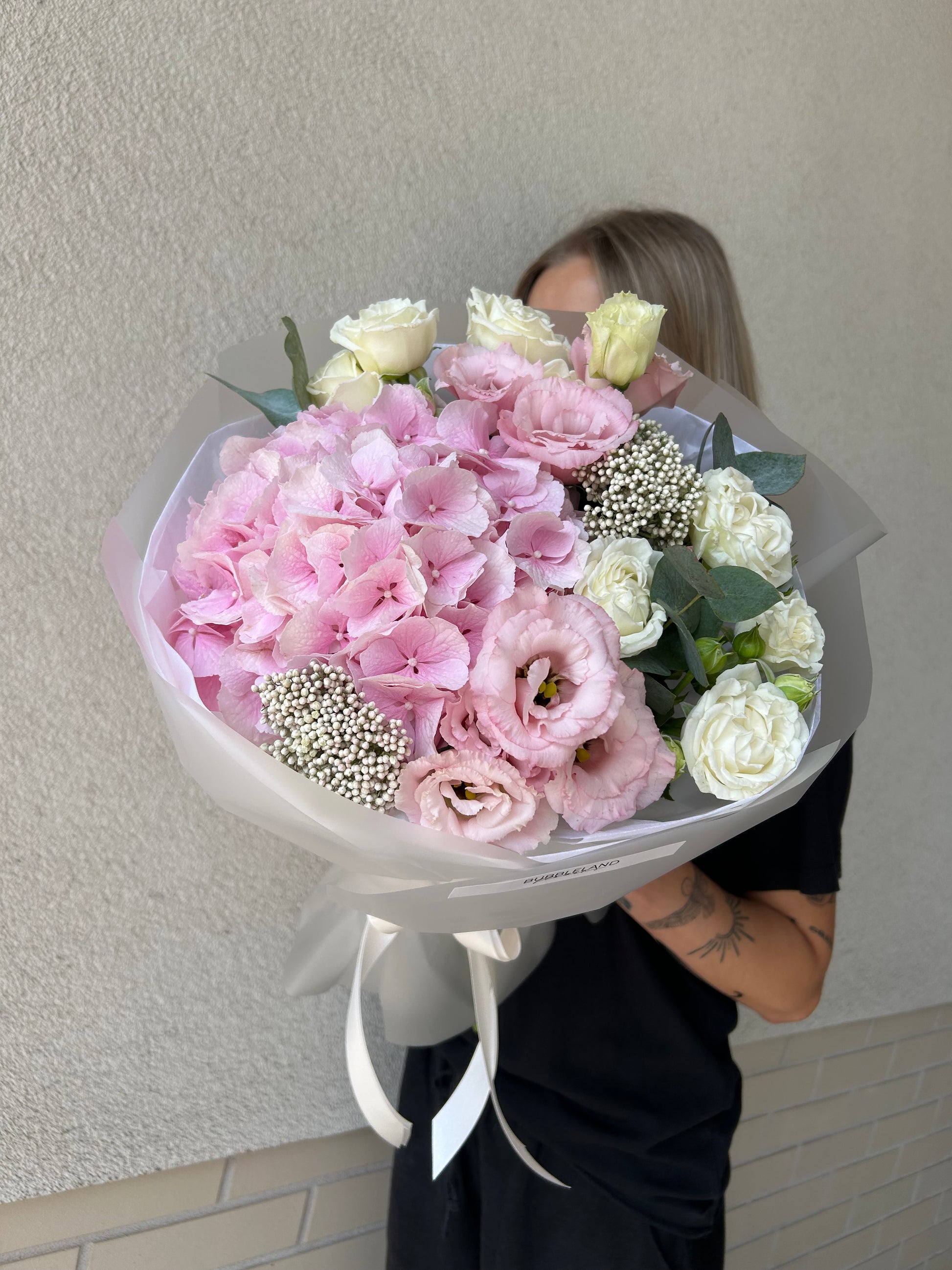Bukiet “Floral Embrace”