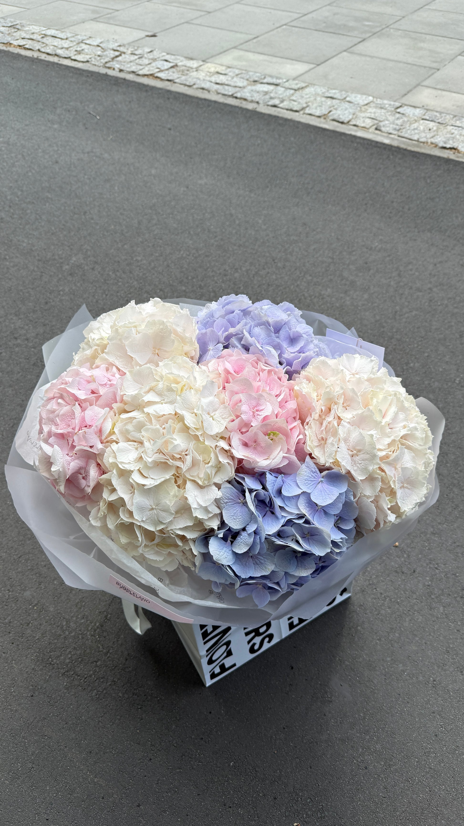 Bukiet “Hug in Bloom”