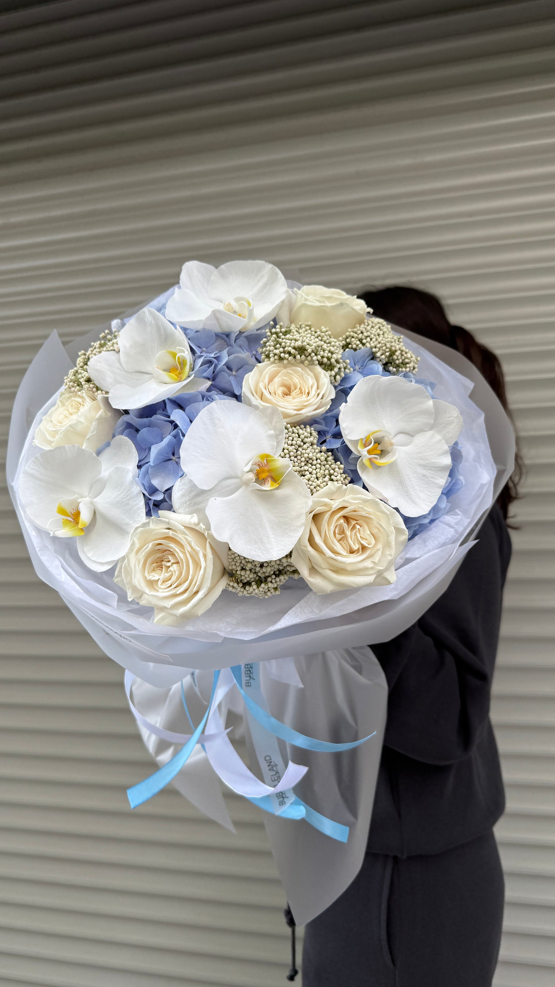 Bukiet „ Celeste Flowers”