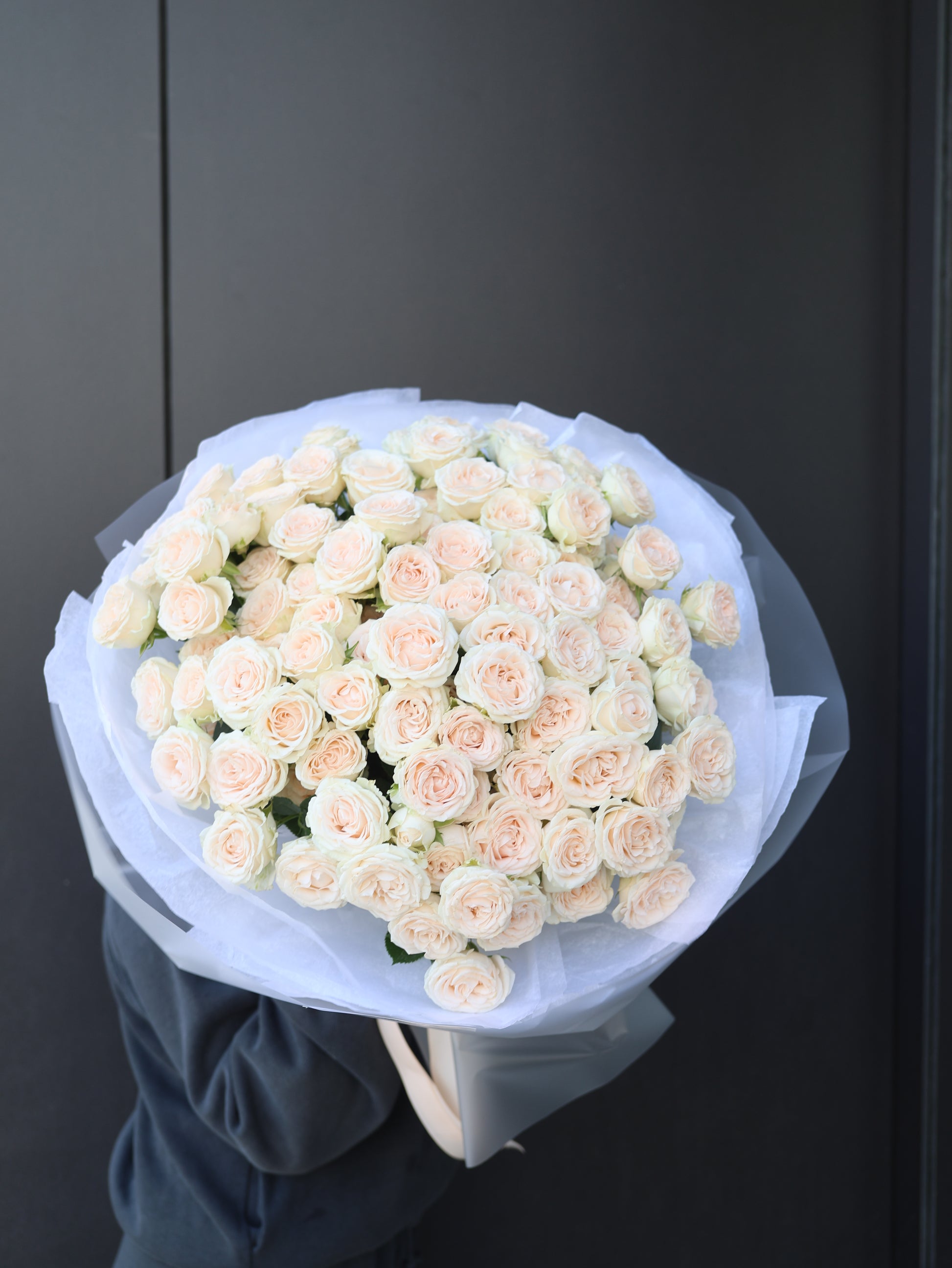 Bukiet gałązkowych róż “Sofia”