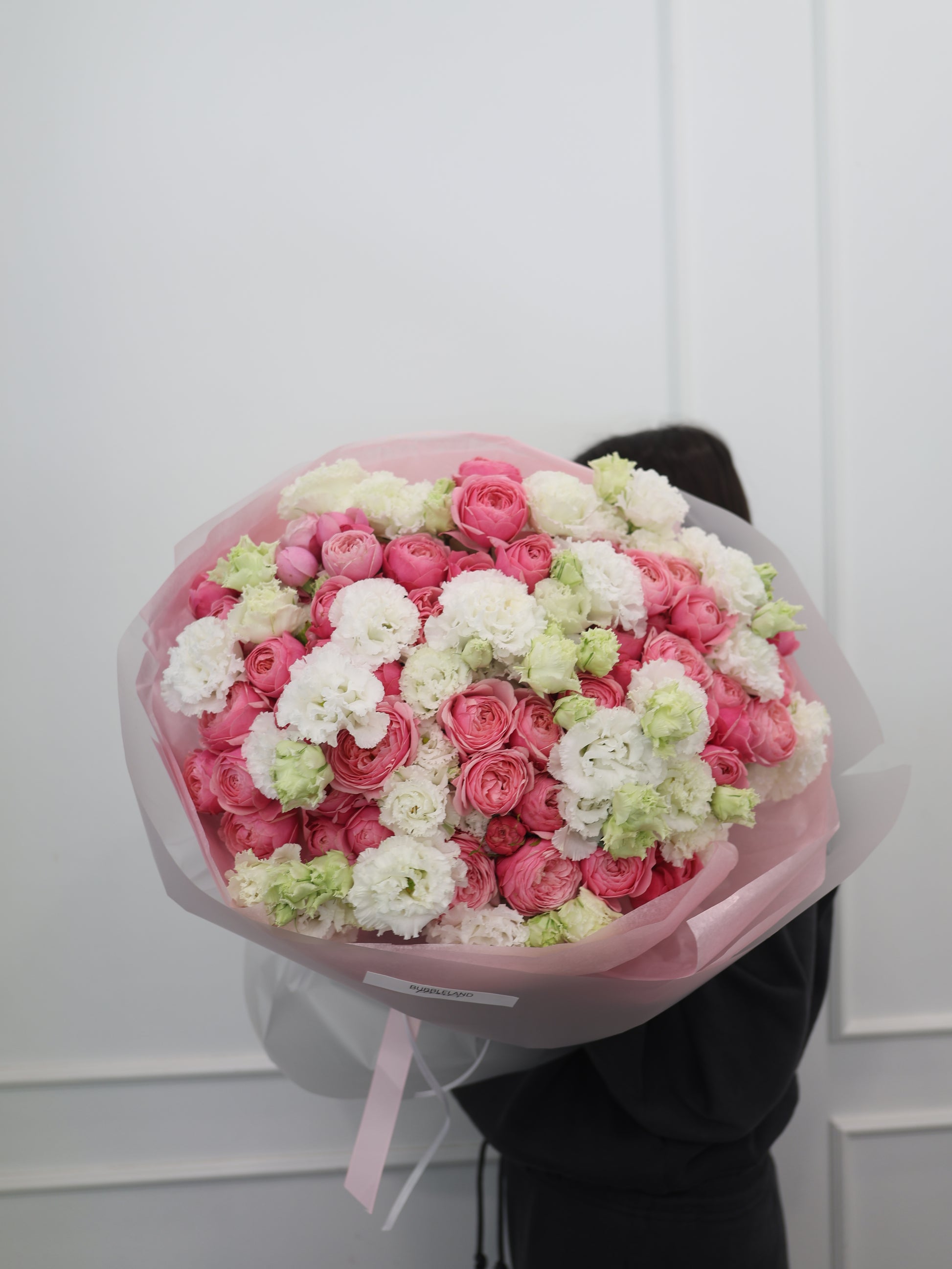 Bukiet kwiatów duo “piwoniowa róża z eustomą