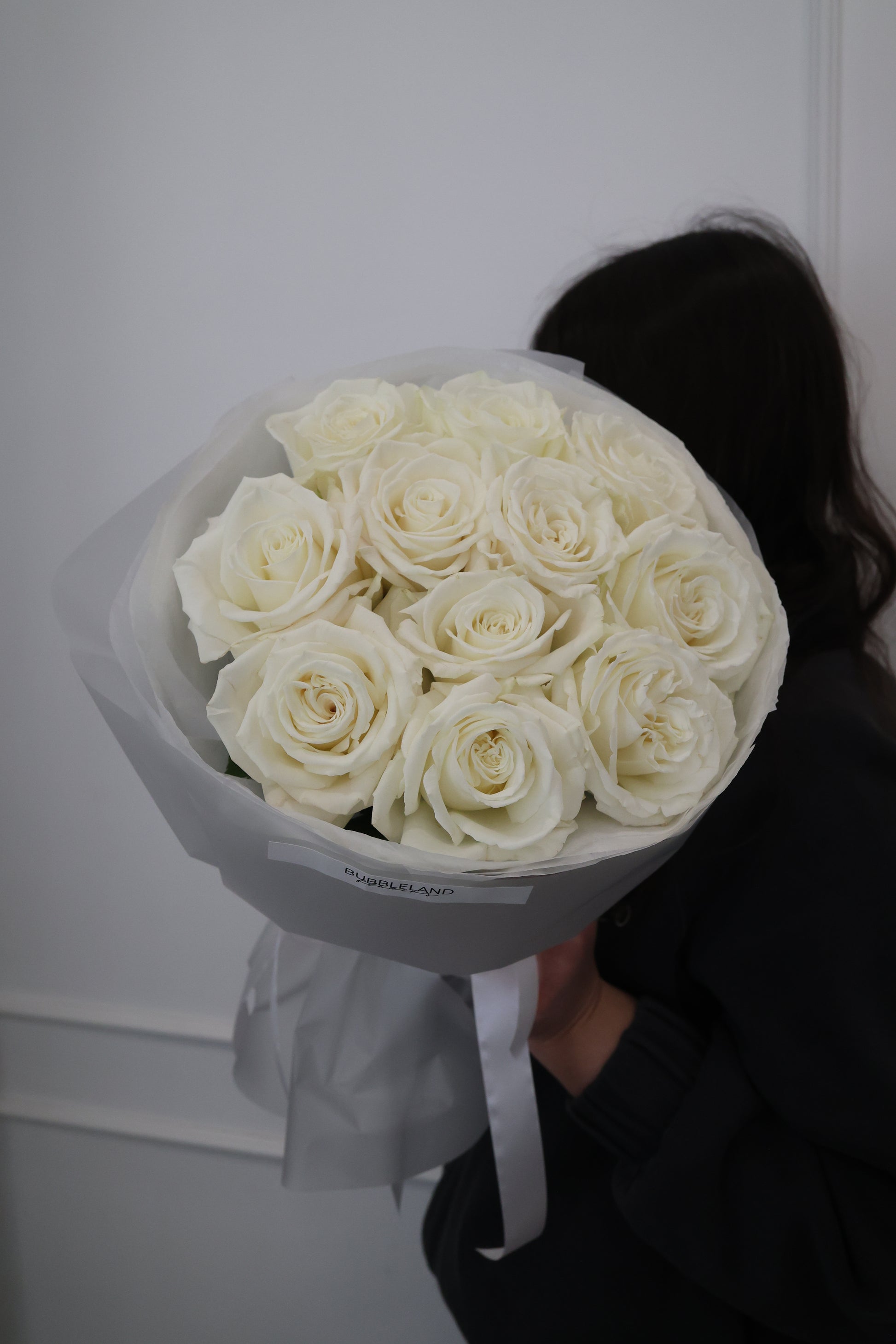 Bukiet białych róż