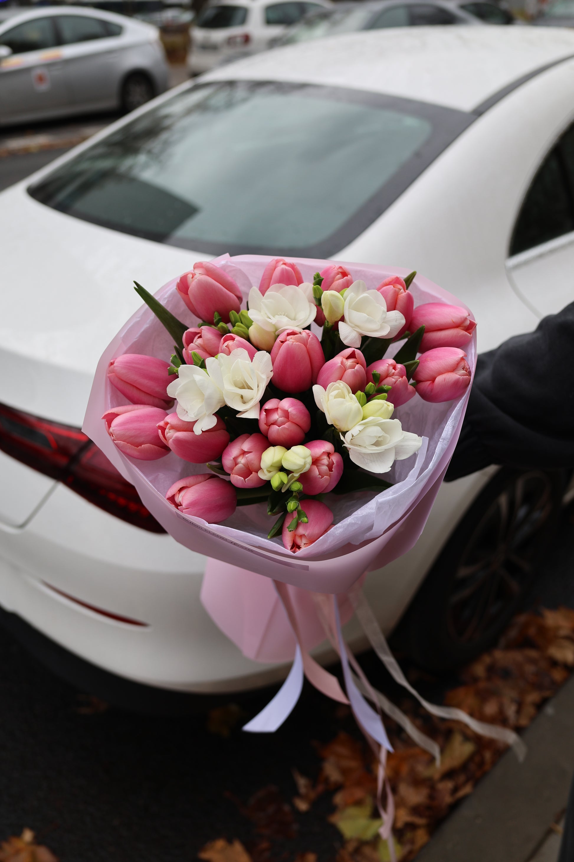 Bukiet tulipanów z frezją