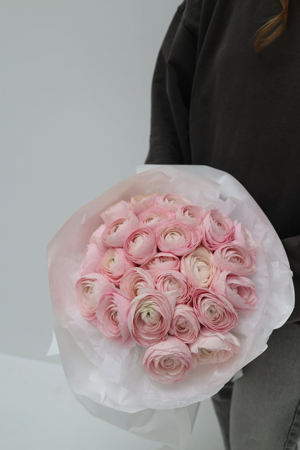 Bukiet różowych ranunkulusów