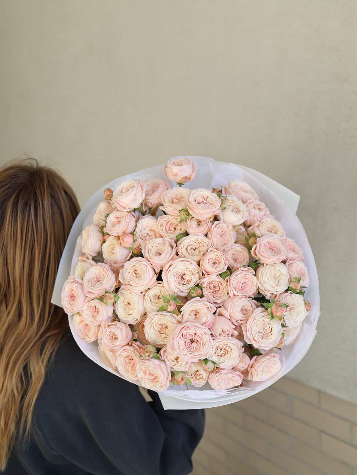 Bukiet róż gałązkowych