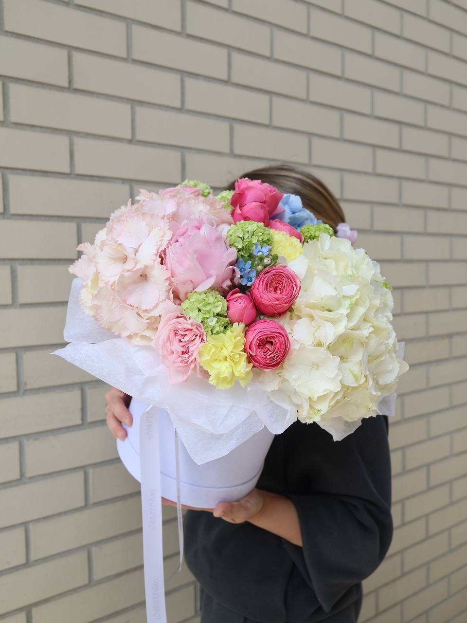 Flower box "Blush Blooms"
