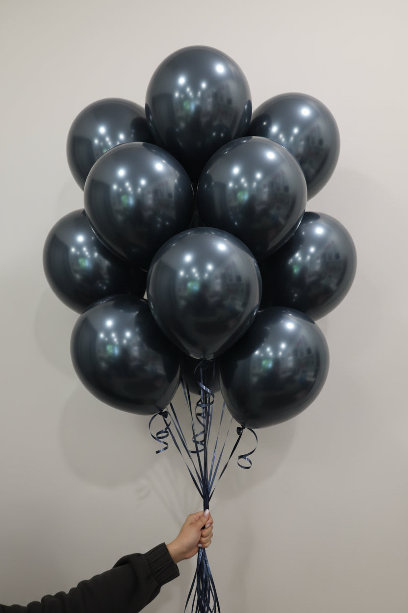 Granatowy chromowany balon z helem